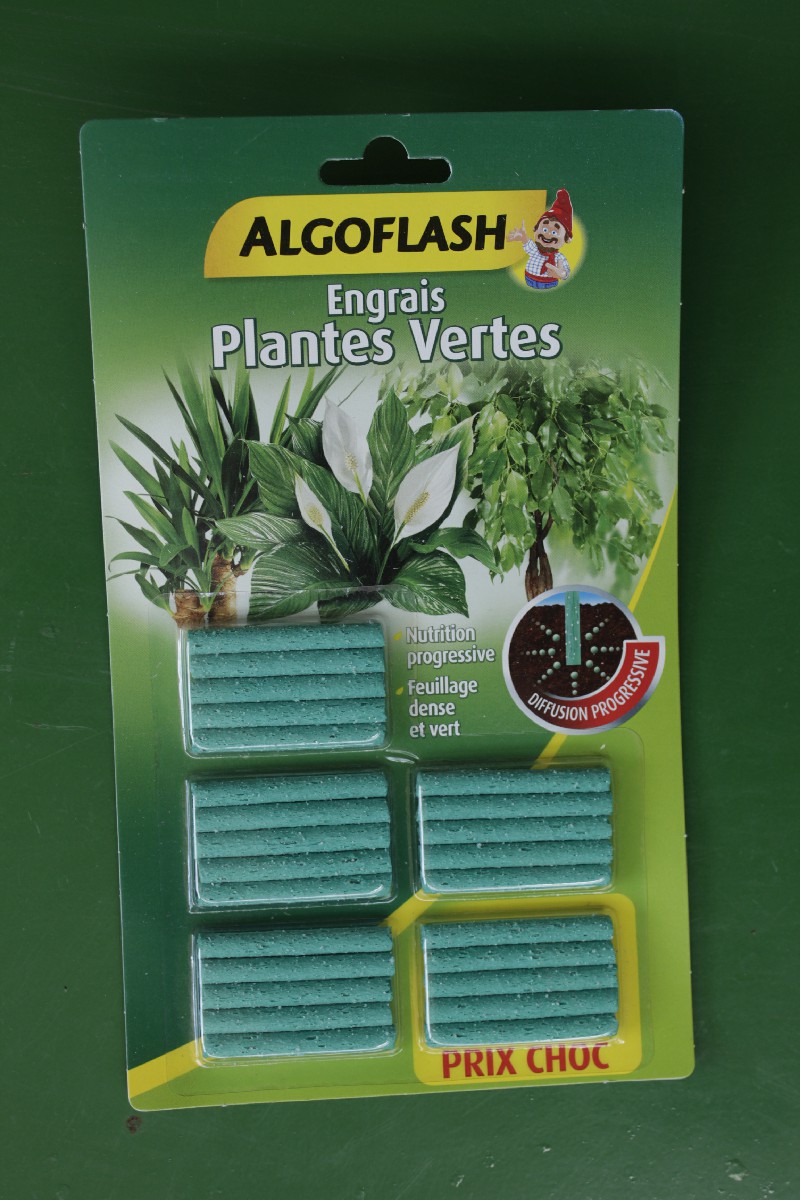 Algoflash Engrais Plantes Vertes, Bouchon Doseur Inclus, 750 ml, ALIPAV750N